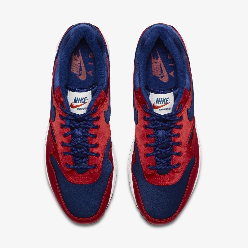 Air max 1 blue and red on sale